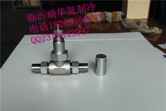 大连冰山油压调节阀DN25 1500元 (3)_副本